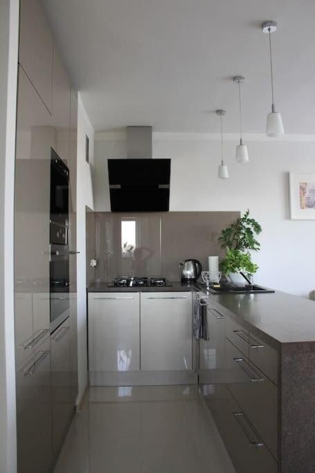 크라쿠프 Uroczy, Jasny Apartament Oraz Bezplatny Parking! 아파트 외부 사진
