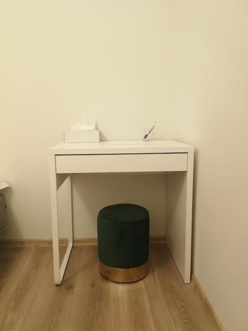 크라쿠프 Uroczy, Jasny Apartament Oraz Bezplatny Parking! 아파트 외부 사진