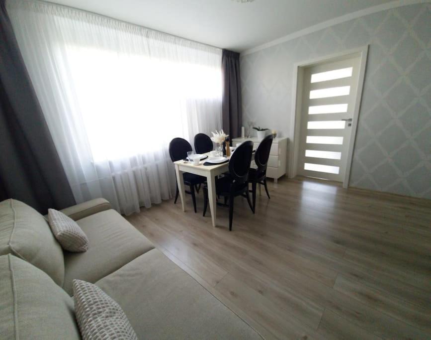 크라쿠프 Uroczy, Jasny Apartament Oraz Bezplatny Parking! 아파트 외부 사진